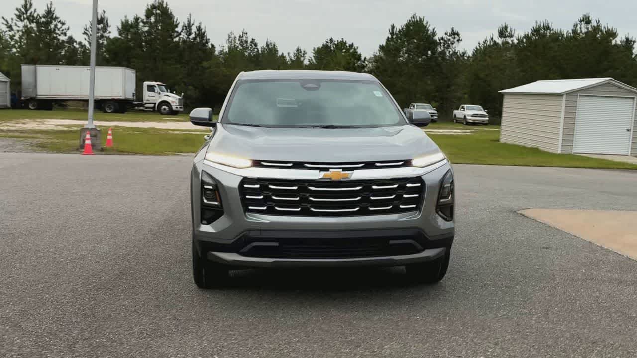 New 2027 Chevrolet Equinox LT FWD image 3