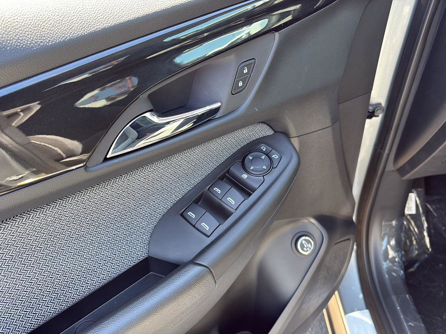 New 2026 Chevrolet TrailBlazer LT AWD/4WD image 16