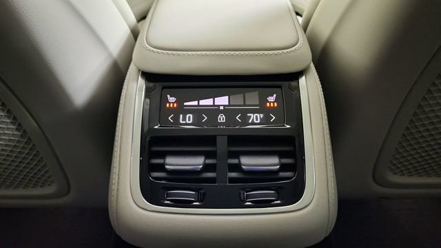 New 2026 Volvo XC90 B6 Ultra w/ Protection Package AWD/4WD image 33