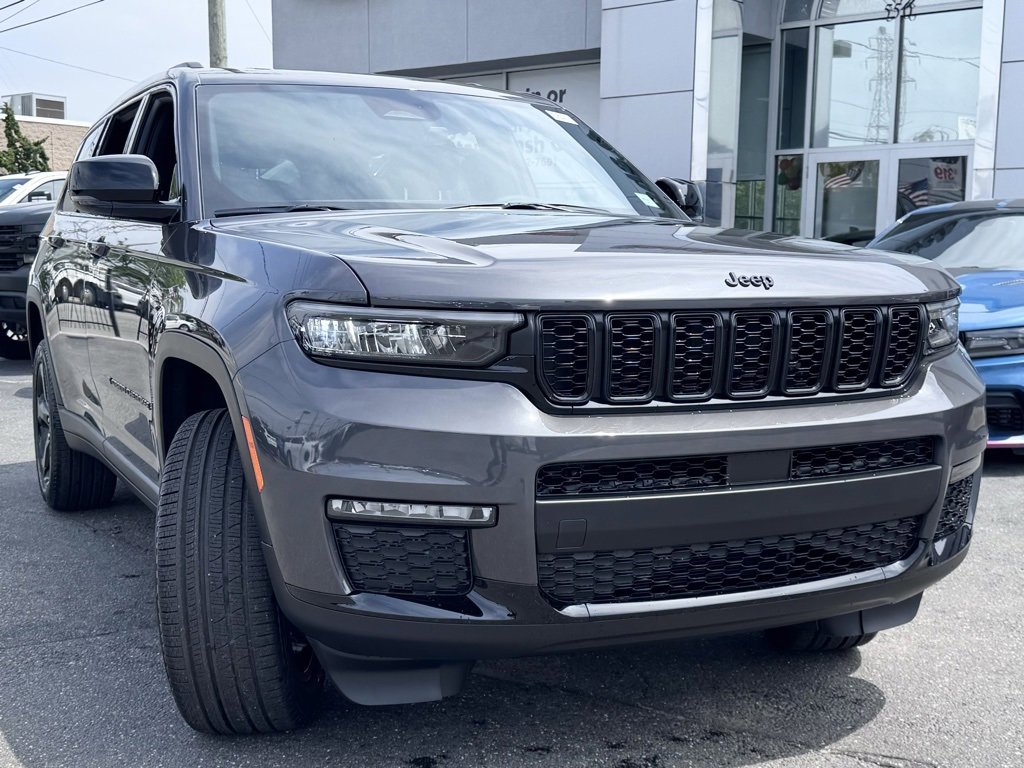New 2025 Jeep Grand Cherokee L Limited w/ Black Appearance Package