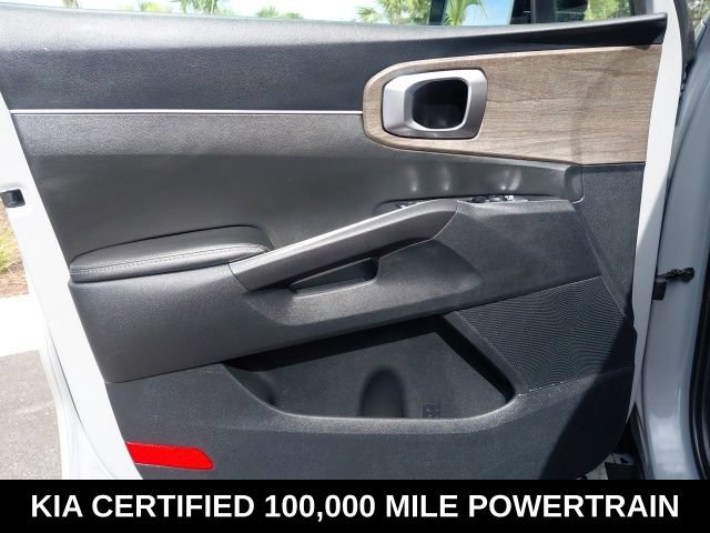 Certified 2023 Kia Sorento S w/ Panoramic Sunroof Package AWD/4WD image 22