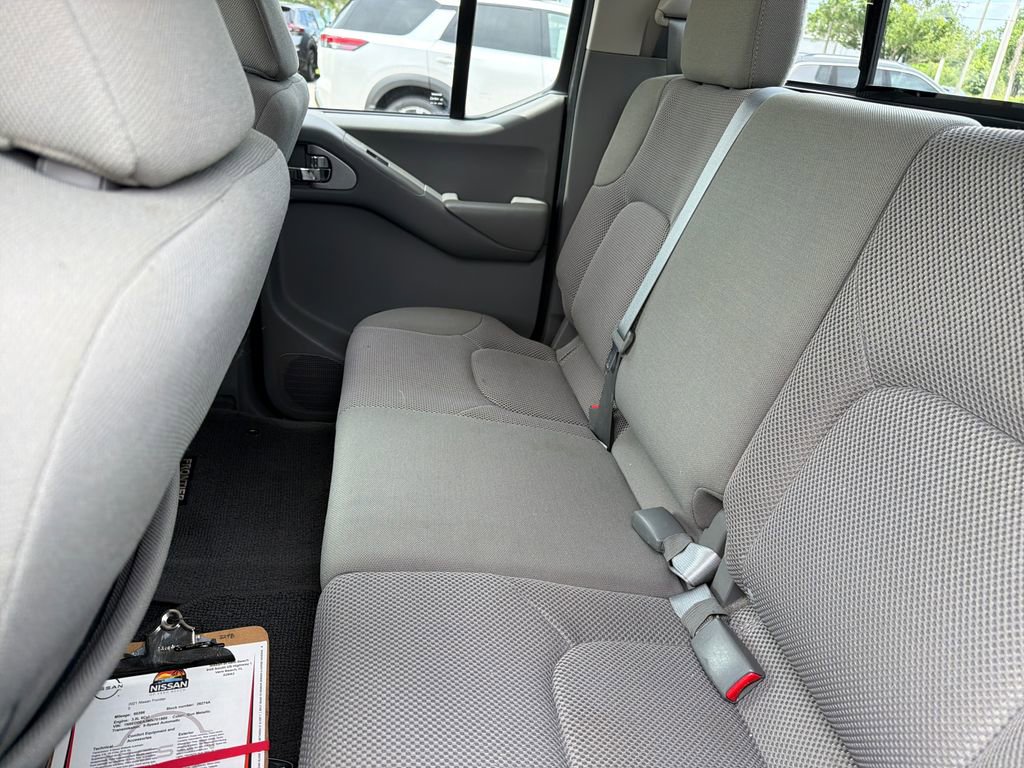 Used 2021 Nissan Frontier SV RWD image 32