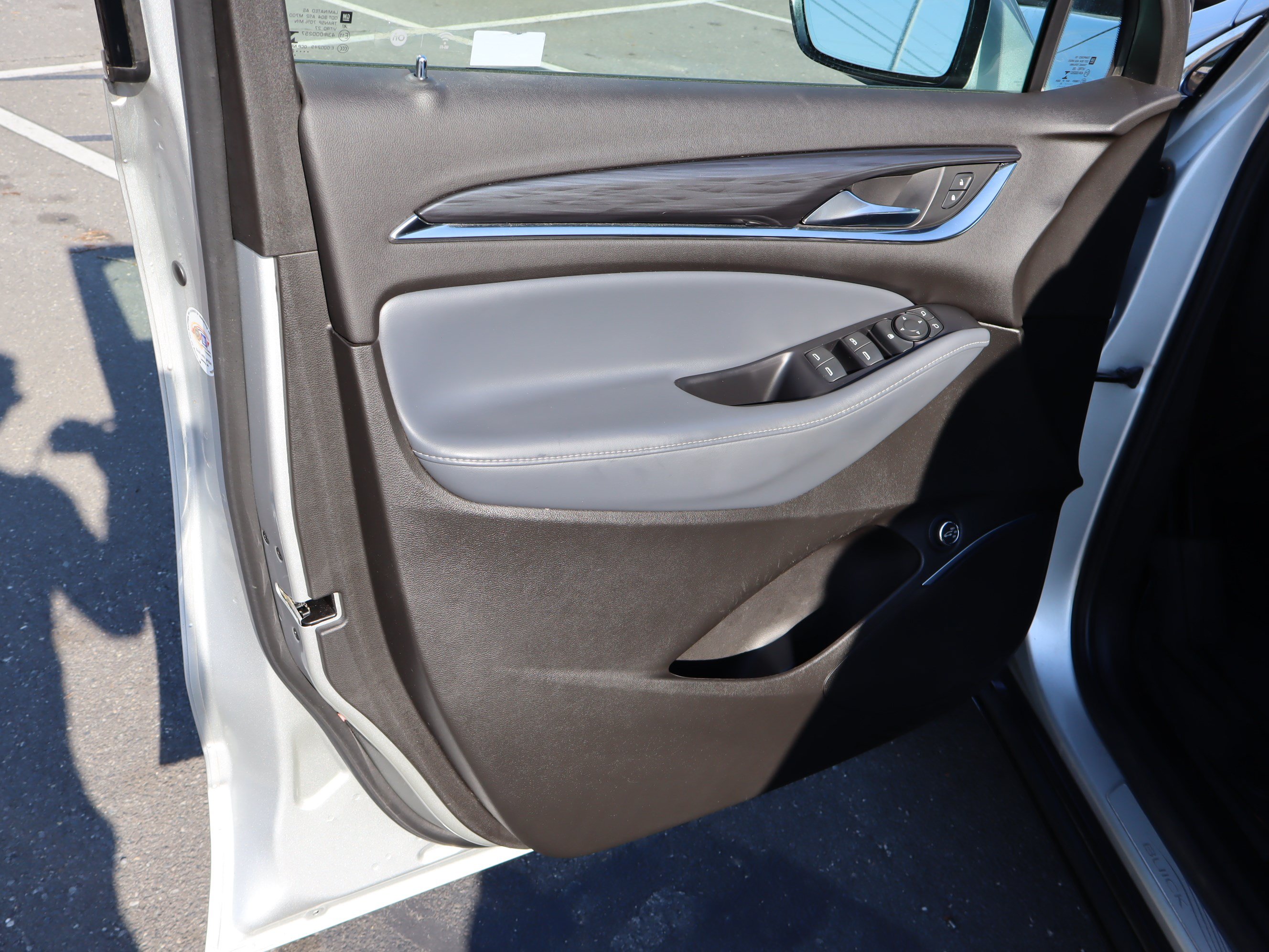 Used 2021 Buick Enclave Preferred FWD image 15