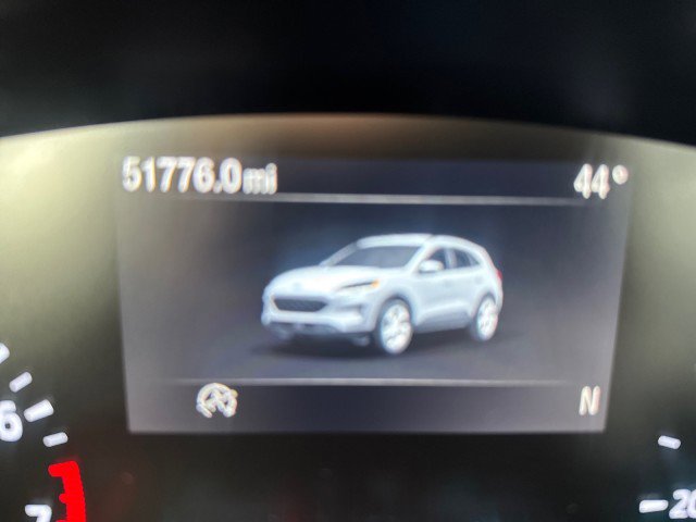 Used 2021 Ford Escape SE image 11