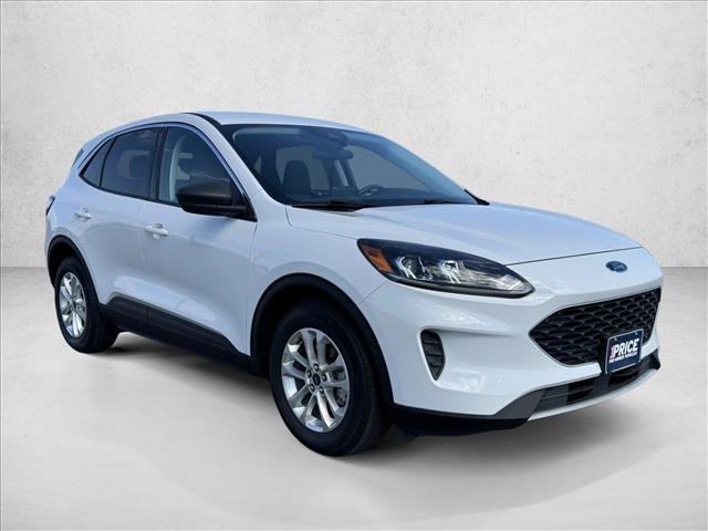 Used 2022 Ford Escape SE FWD image 2