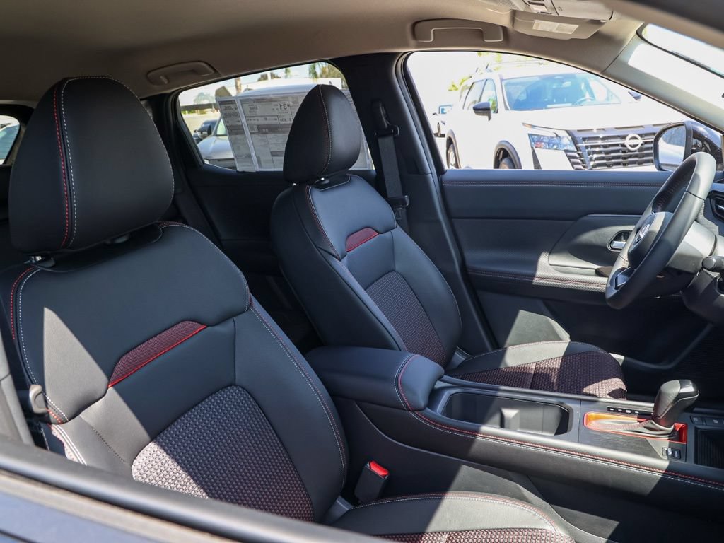 New 2026 Nissan Kicks SR FWD image 20