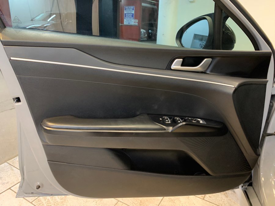 Used 2022 Kia K5 GT-Line FWD image 14