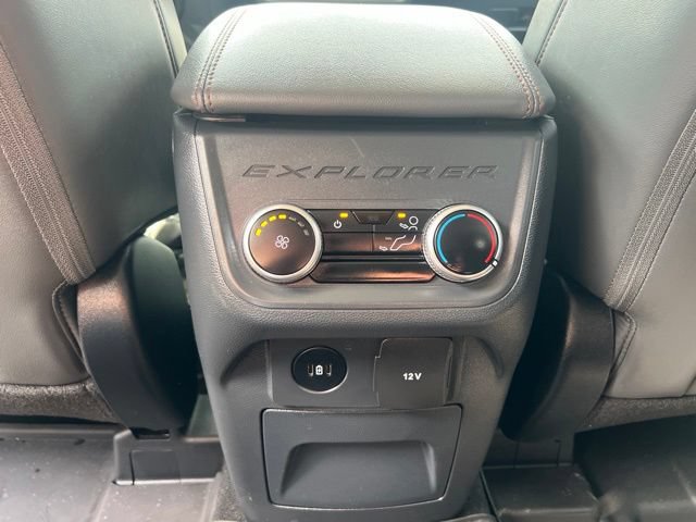 Used 2025 Ford Explorer Active w/ Active Comfort Package AWD/4WD image 19