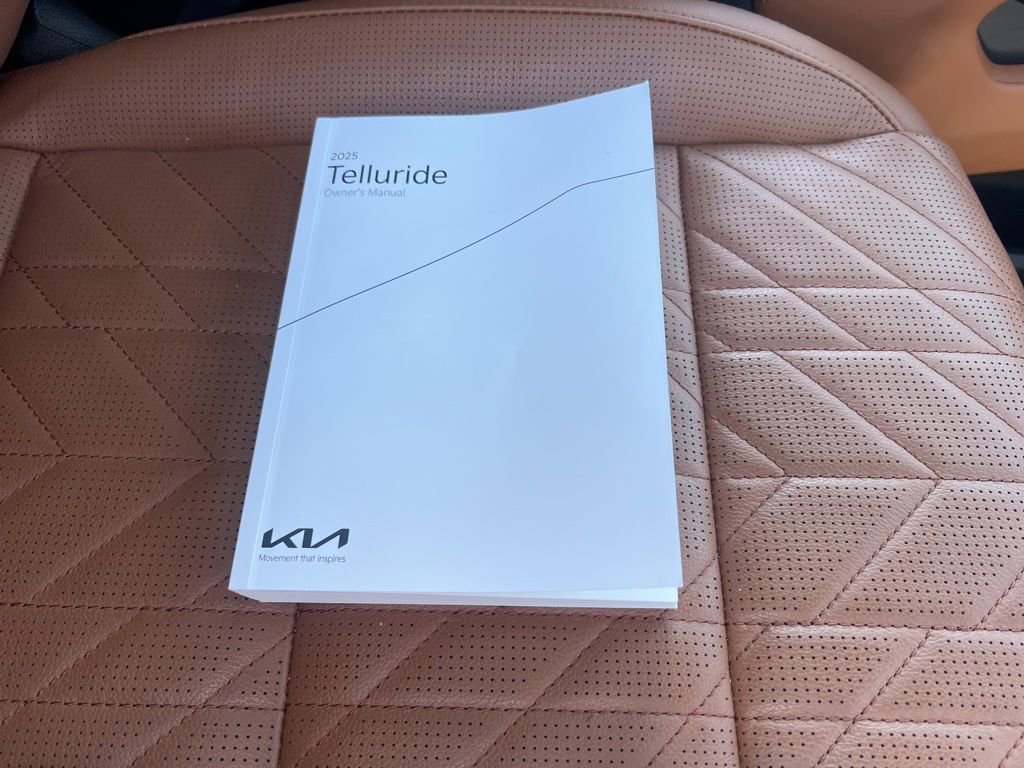 Used 2025 Kia Telluride EX X-Line AWD/4WD image 28