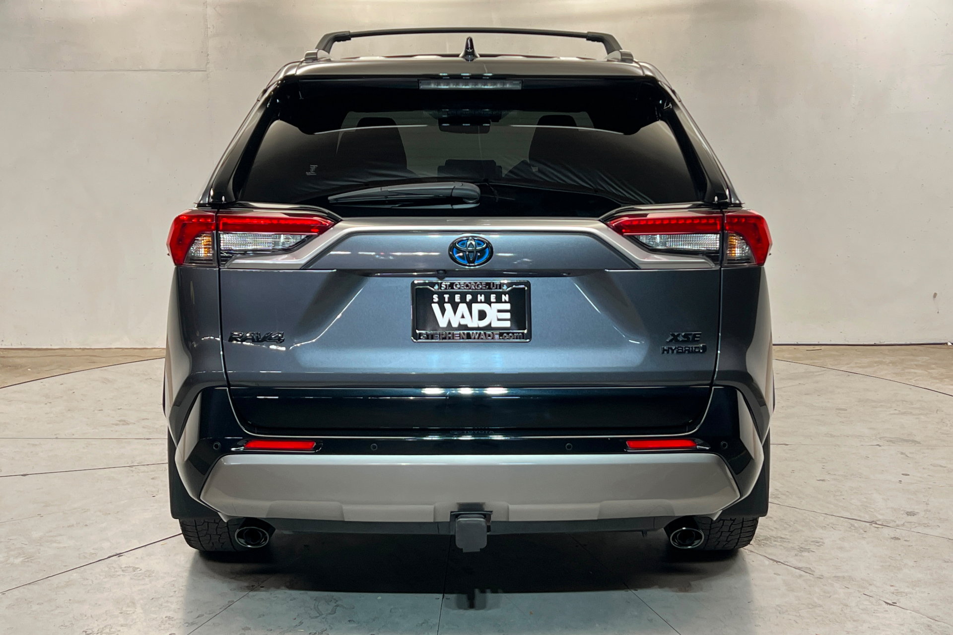 Used 2023 Toyota RAV4 XSE AWD/4WD image 5