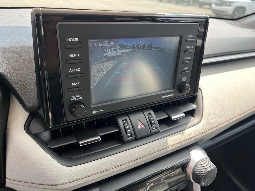 Used 2020 Toyota RAV4 XLE Premium image 11