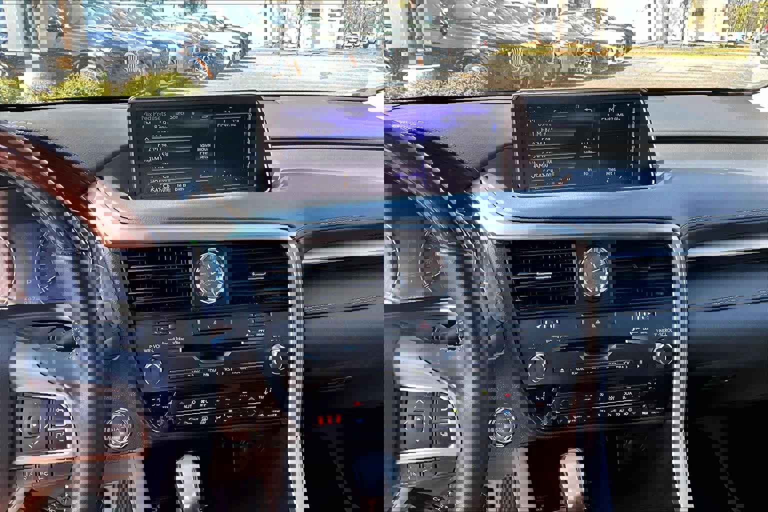 Used 2019 Lexus RX 350 FWD w/ Navigation Package image 7