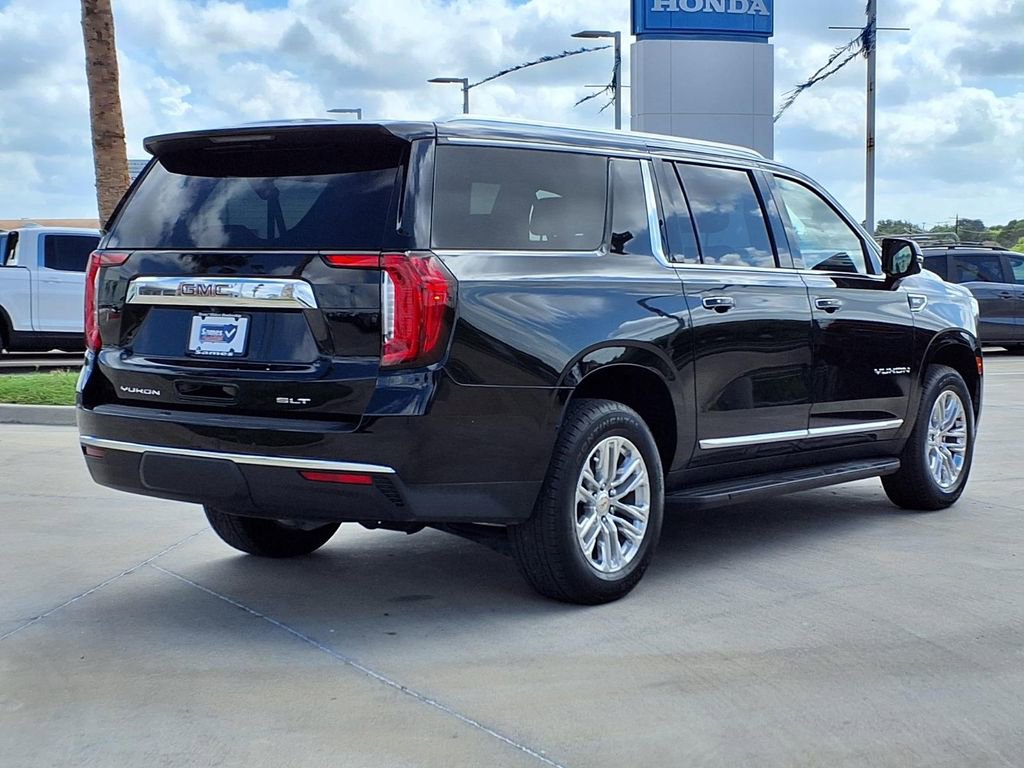 Used 2024 GMC Yukon XL SLT w/ SLT Luxury Package RWD image 7