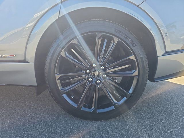 Certified 2026 Cadillac Lyriq V image 33