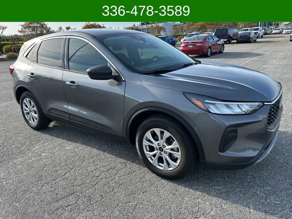 Used 2024 Ford Escape Active w/ Cold Weather Package image 7