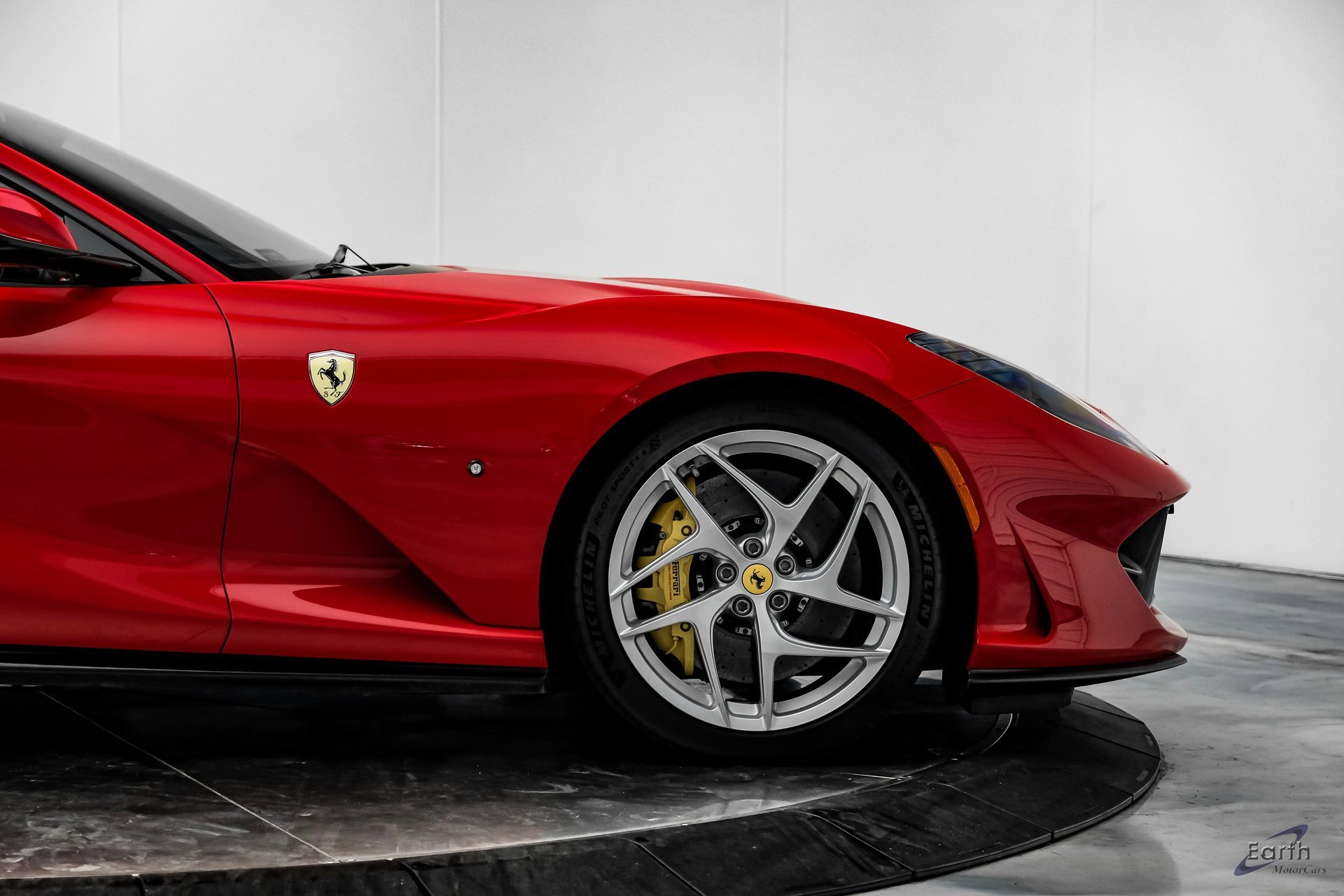 Used 2018 Ferrari 812 Superfast image 21