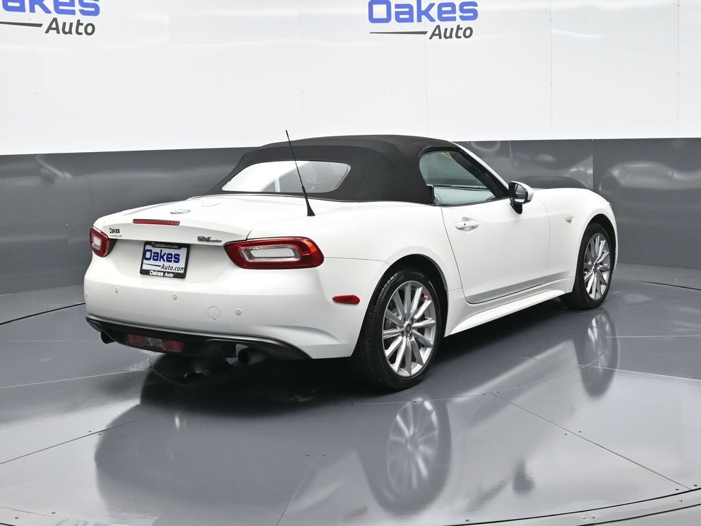 Used 2019 FIAT 124 Spider Lusso w/ Convenience Group image 7