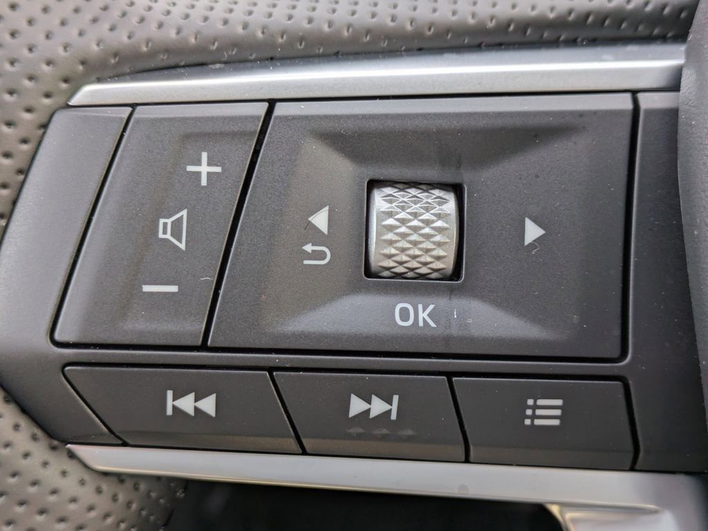 New 2026 Mitsubishi Outlander SE FWD image 27