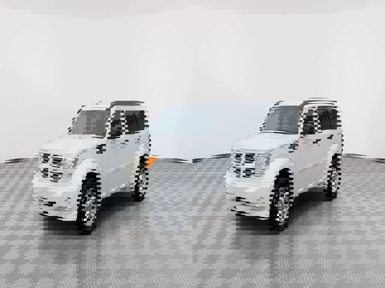 Used 2011 Dodge Nitro SXT image 4