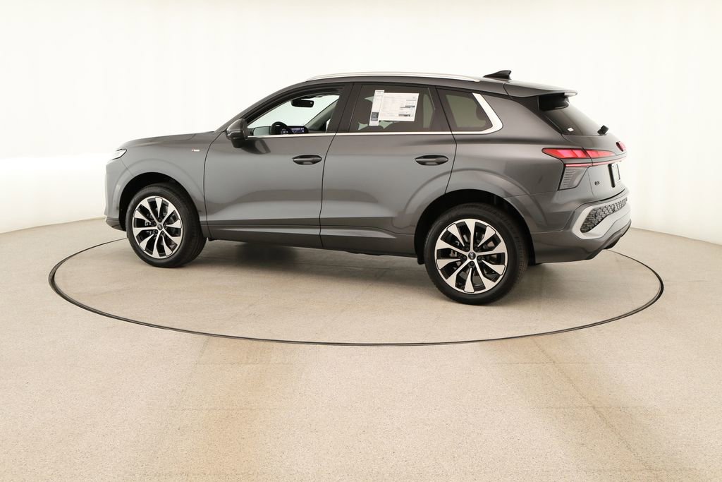 New 2026 Audi Q3 quattro 2.0T AWD/4WD image 3