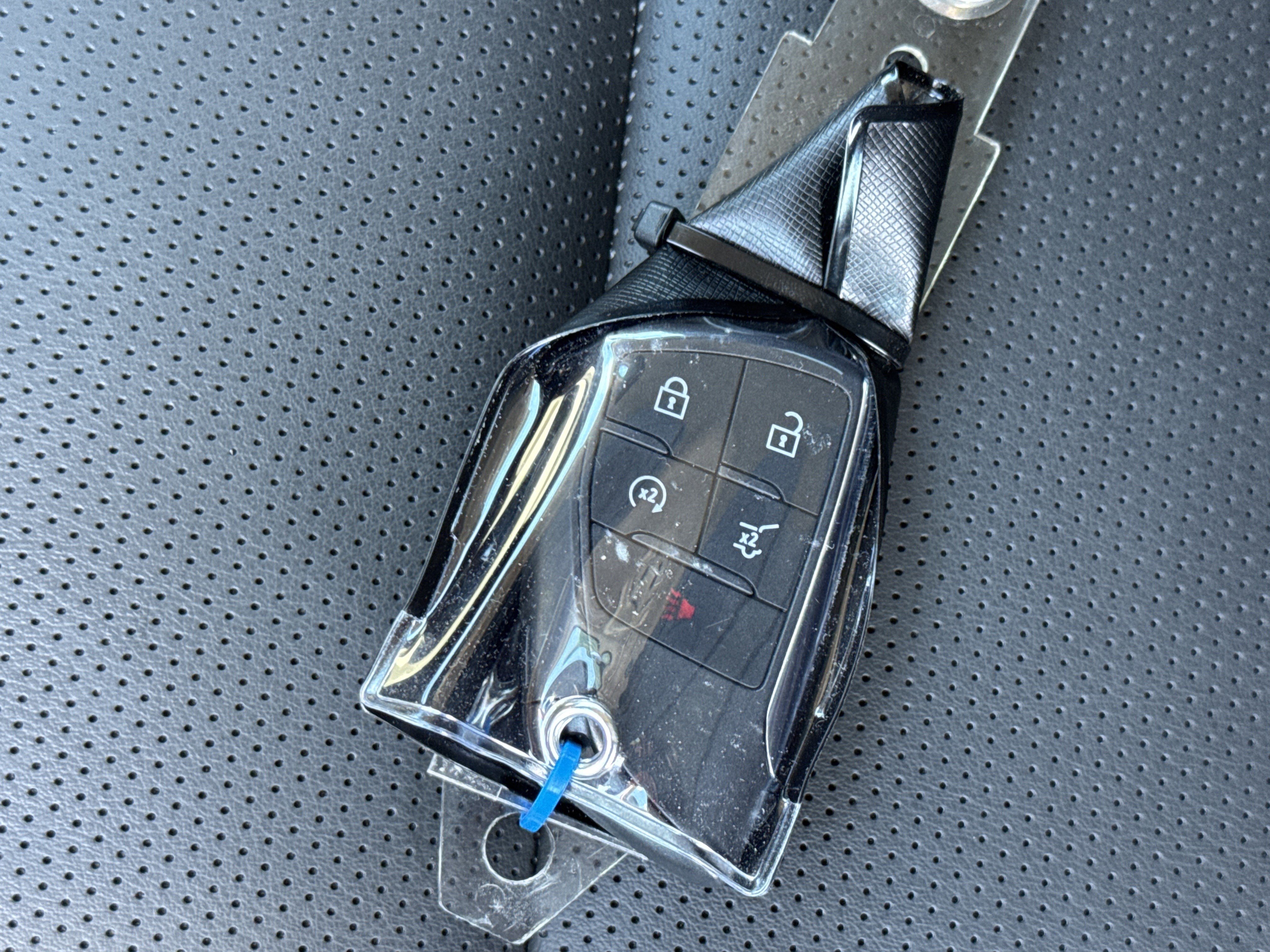 Used 2025 Buick Envision Preferred image 34