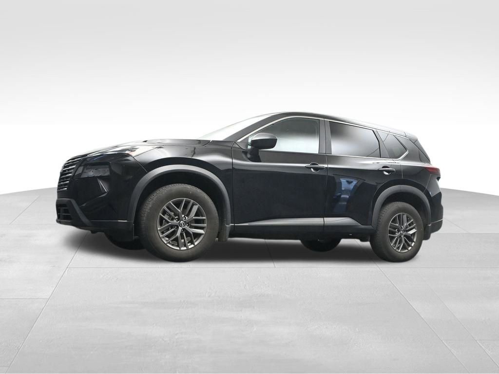 Used 2025 Nissan Rogue S image 16