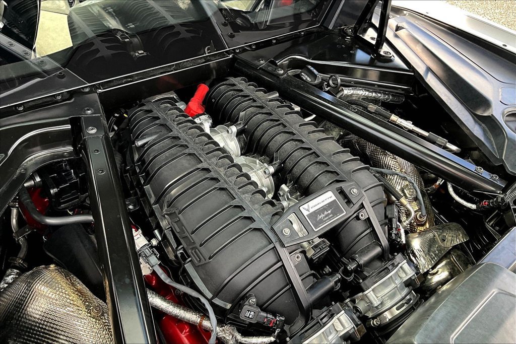 Used 2023 Chevrolet Corvette Z06 RWD image 31