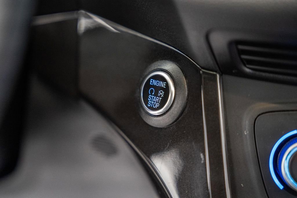 Used 2019 Ford Escape Titanium image 26