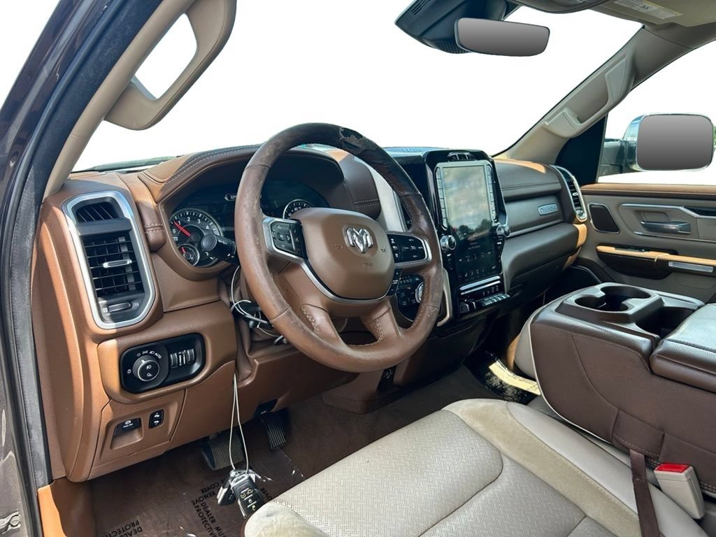 Used 2019 RAM 1500 Laramie AWD/4WD image 8