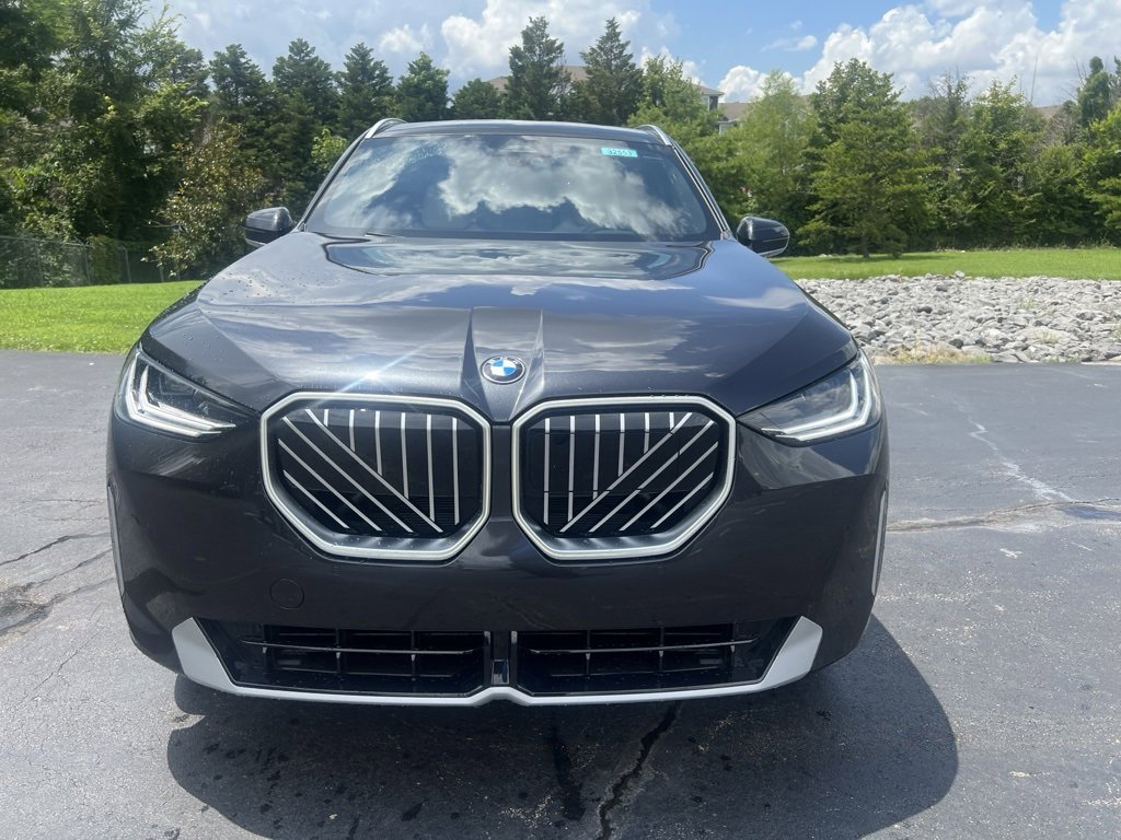 Used 2025 BMW X3 xDrive30i w/ Convenience Package image 2