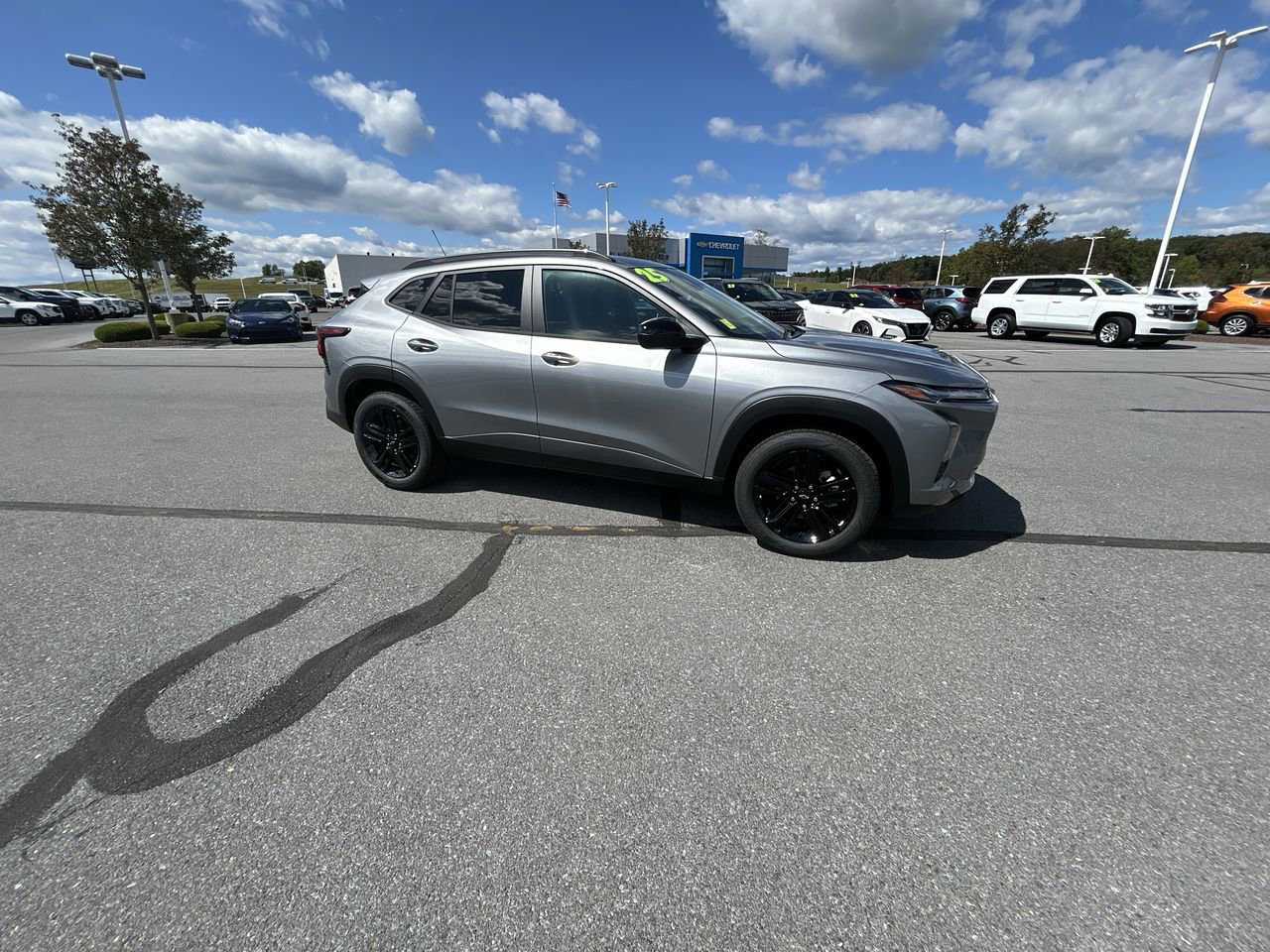 New 2025 Chevrolet Trax ACTIV w/ Driver Confidence Package