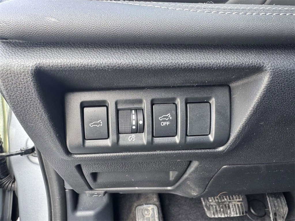 Used 2021 Subaru Outback Limited XT image 17