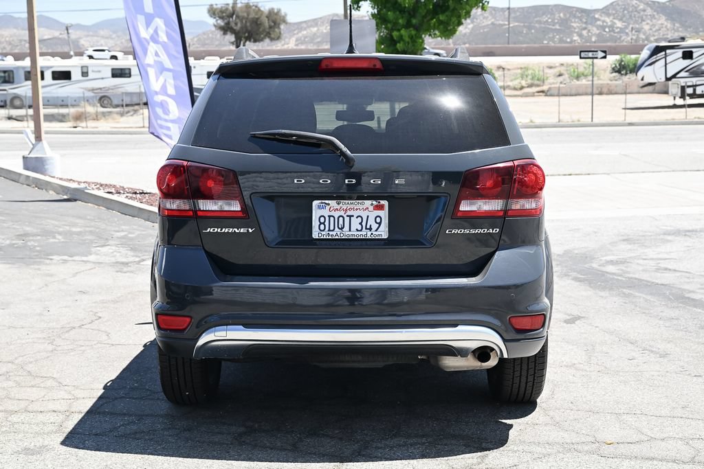 Used 2018 Dodge Journey Crossroad FWD image 6