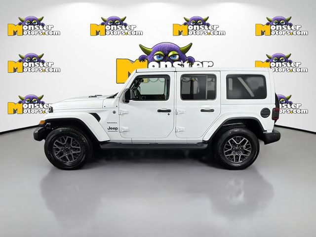 Used 2024 Jeep Wrangler Unlimited Sahara AWD/4WD image 8