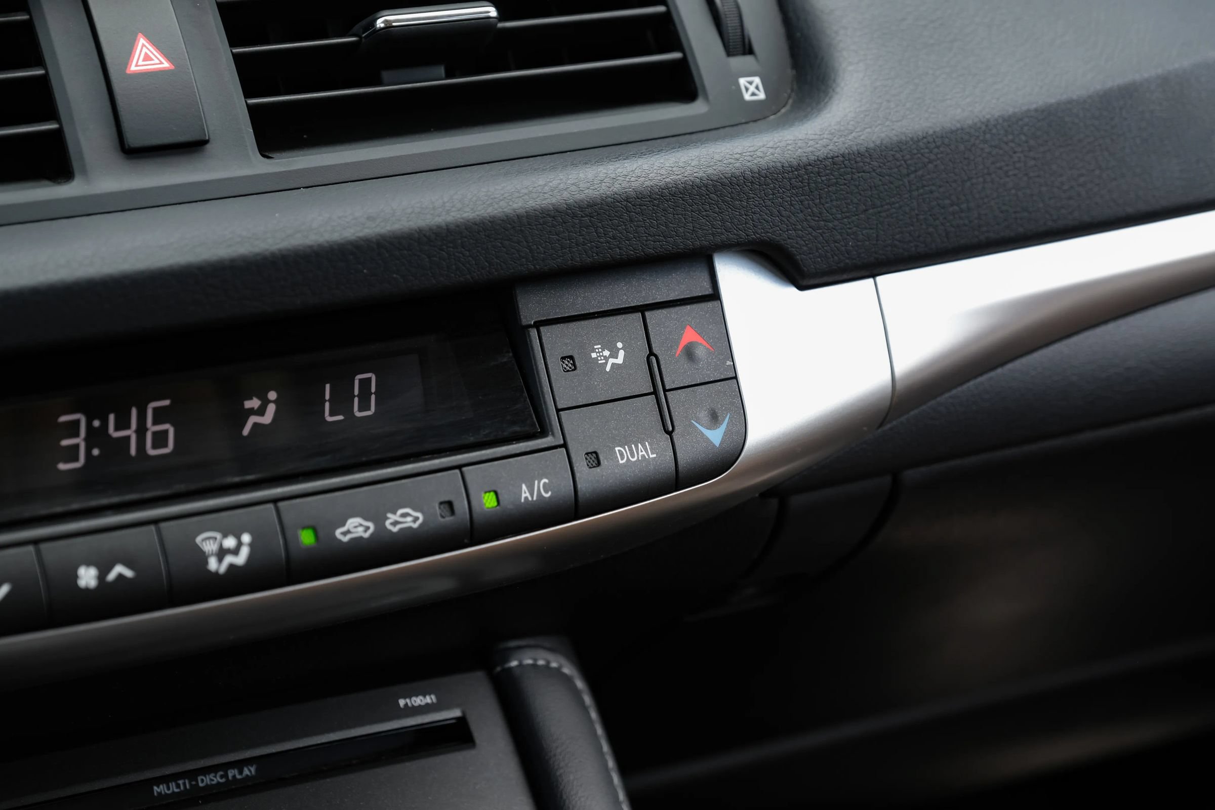Used 2012 Lexus CT 200h Premium w/ Premium Audio Pkg FWD image 38