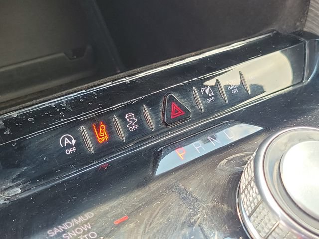 Used 2024 Jeep Wagoneer Series II AWD/4WD image 19