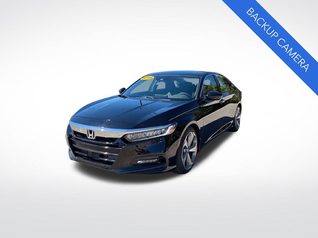 Certified 2019 Honda Accord Touring image 9