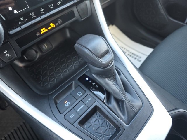 Certified 2023 Toyota RAV4 LE image 21