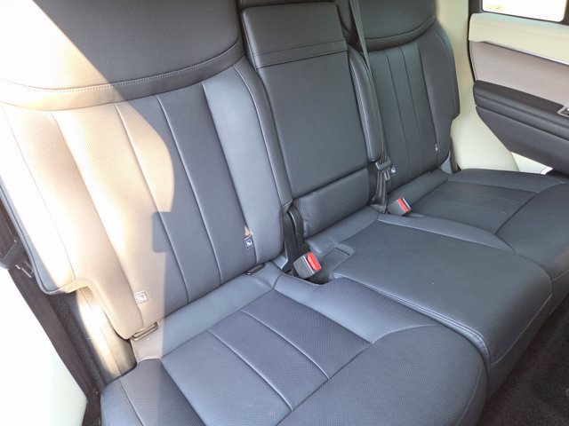 Used 2023 Land Rover Range Rover SE AWD/4WD image 35
