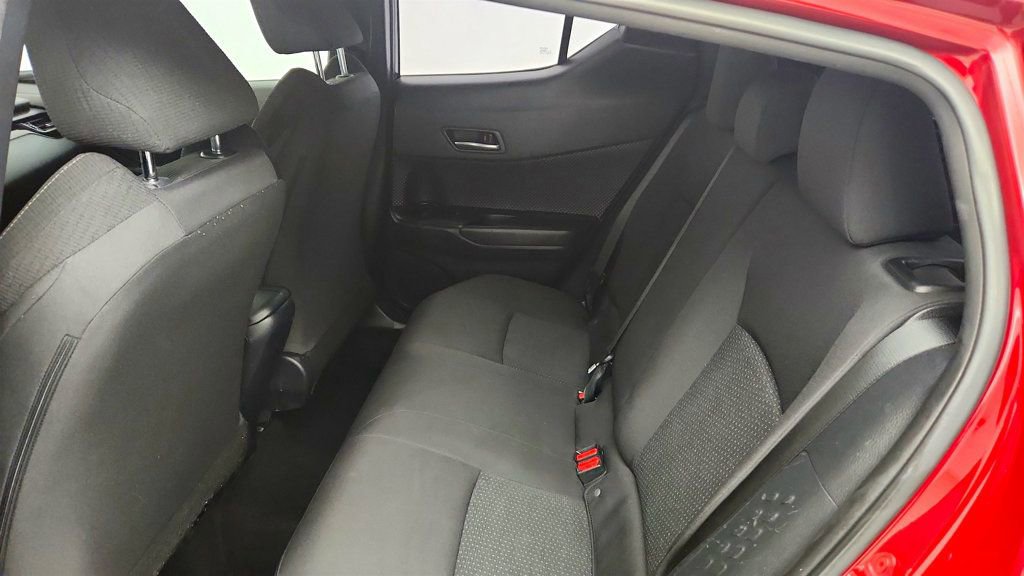 Used 2019 Toyota C-HR LE FWD image 19