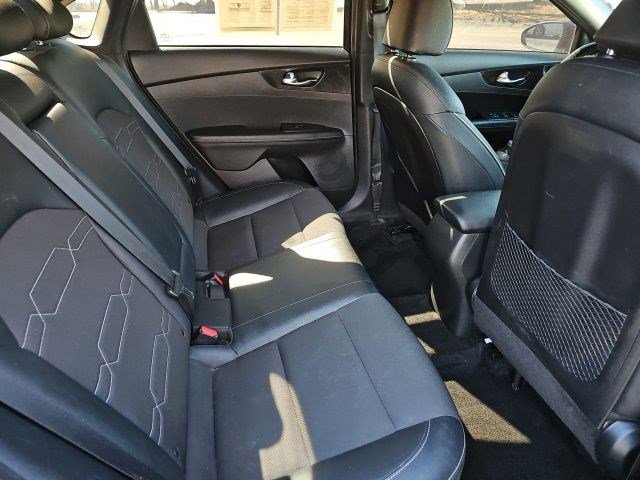 Used 2021 Kia Forte GT-Line w/ GT-Line Premium Package image 16