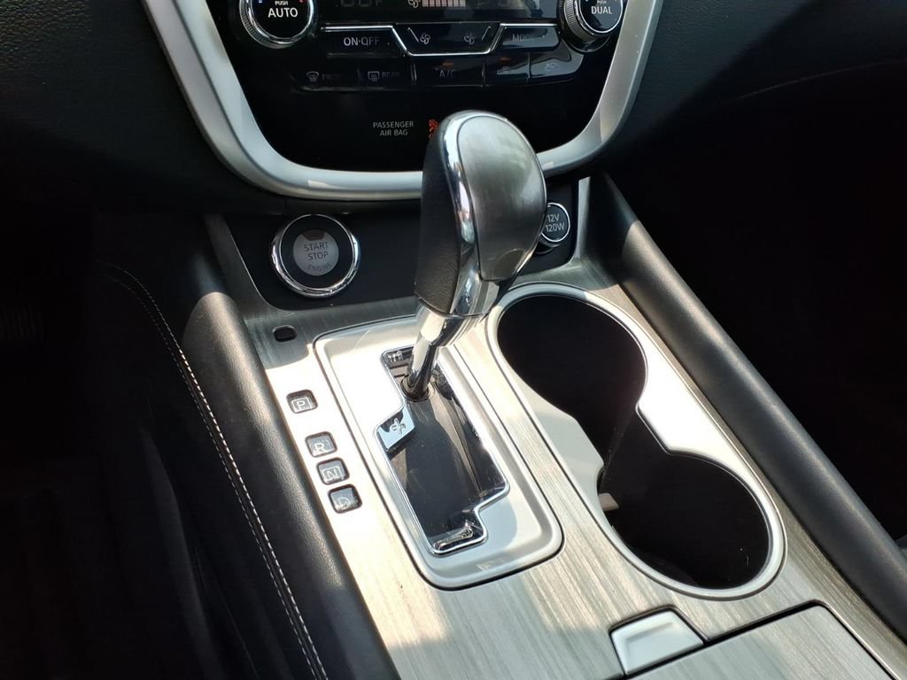 Used 2017 Nissan Murano SV AWD/4WD image 14