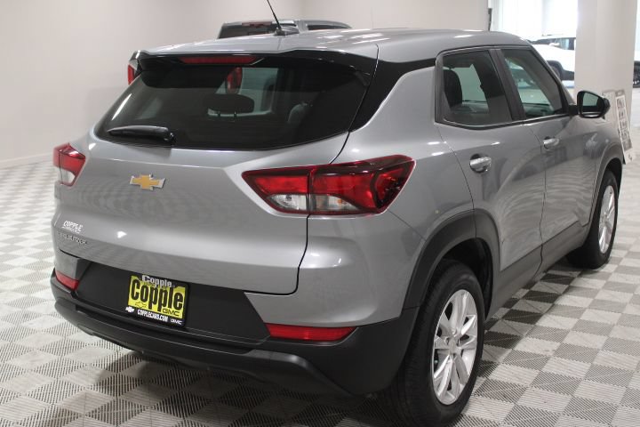 Used 2023 Chevrolet TrailBlazer LS FWD image 11