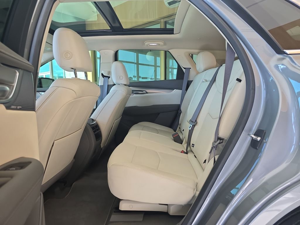 Used 2023 Cadillac XT5 Premium Luxury image 34