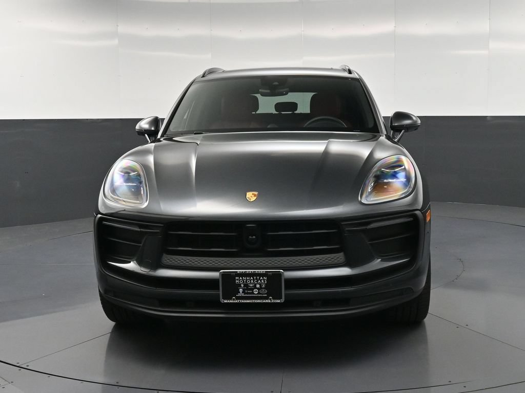 Certified 2026 Porsche Macan AWD/4WD image 11