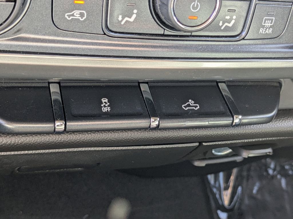 Used 2019 Chevrolet Silverado 1500 LT w/ All Star Edition image 12