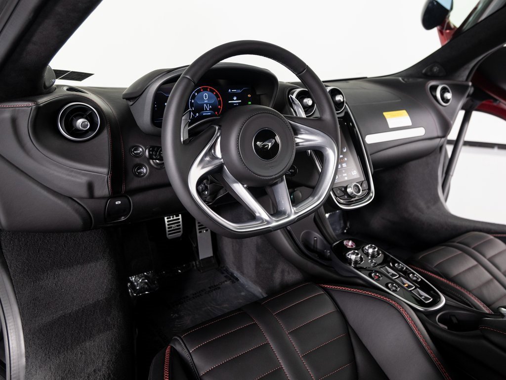 New 2025 McLaren GTS image 13