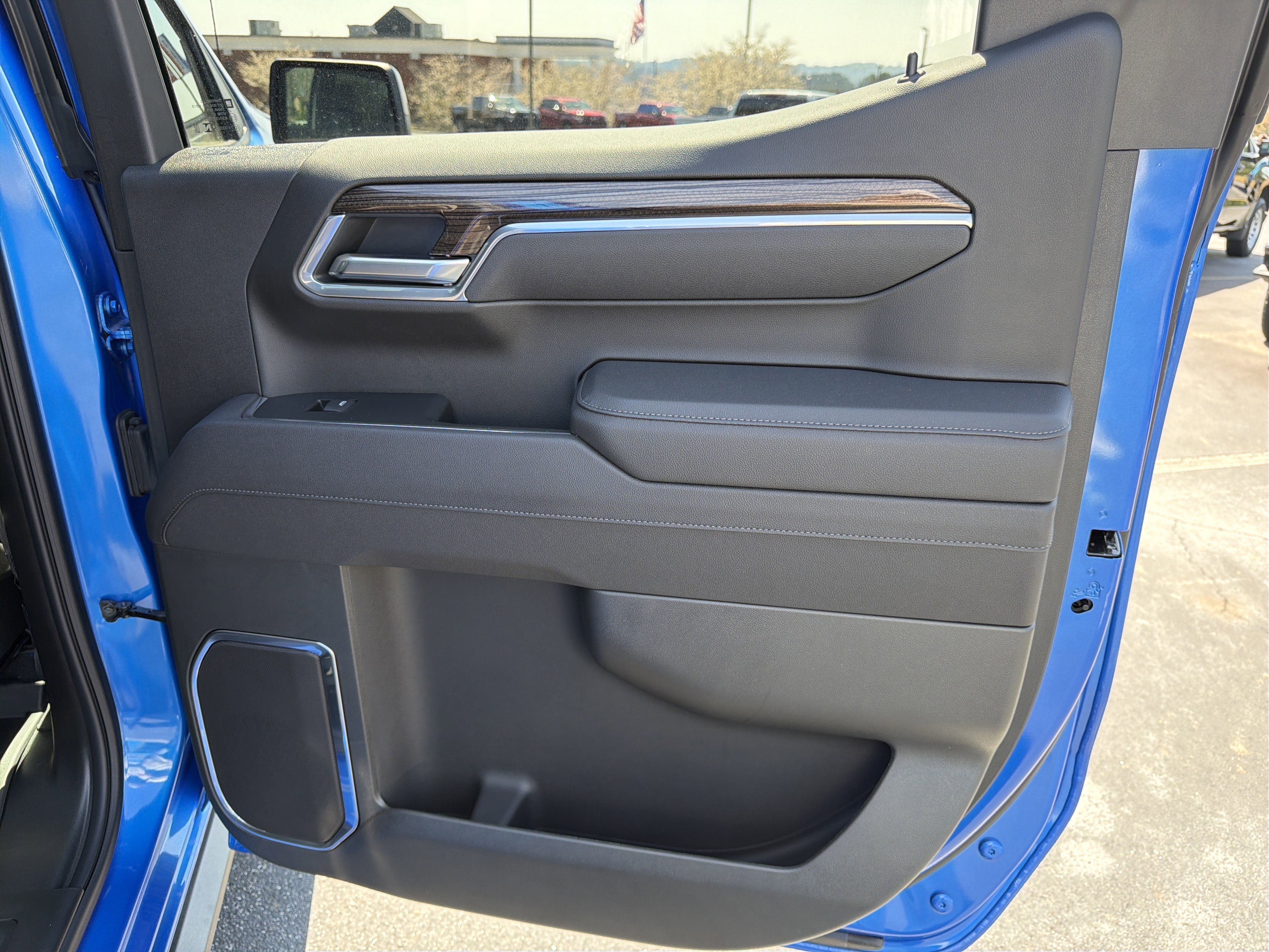 New 2025 Chevrolet Silverado 1500 RST w/ Convenience Package II image 16