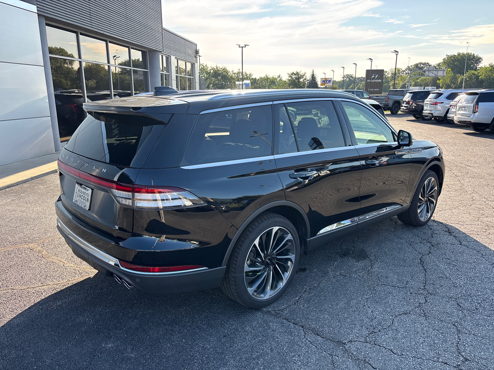 New 2026 Lincoln Aviator Reserve AWD/4WD image 7