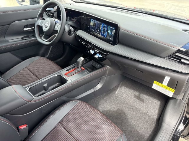 New 2027 Nissan Kicks SR FWD image 15